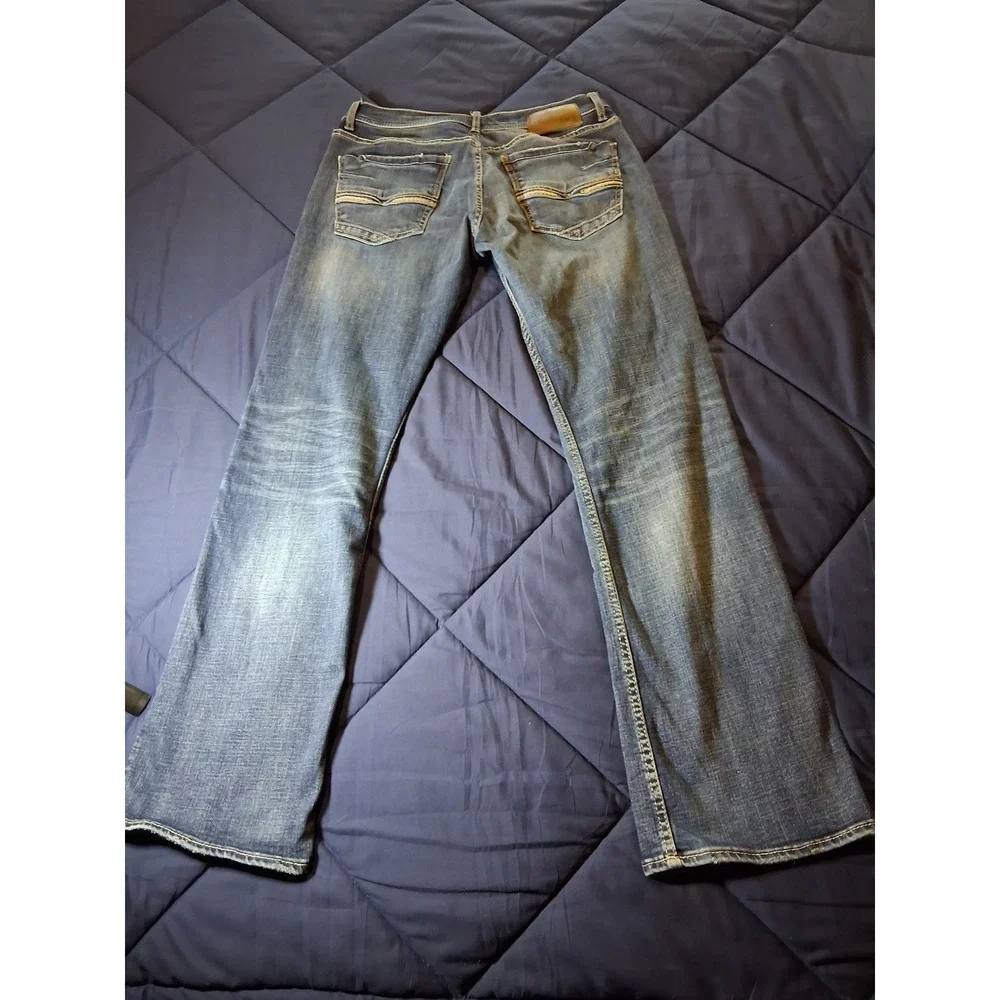 BKE Aiden Straight Leg Jeans Mens 31x32 Medium Wash Distressed Denim